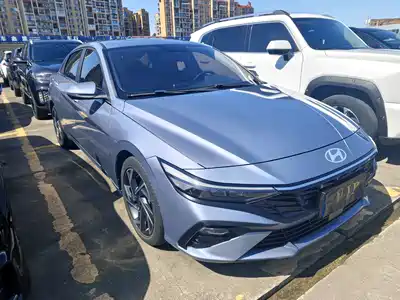 Hyundai Elantra 2024