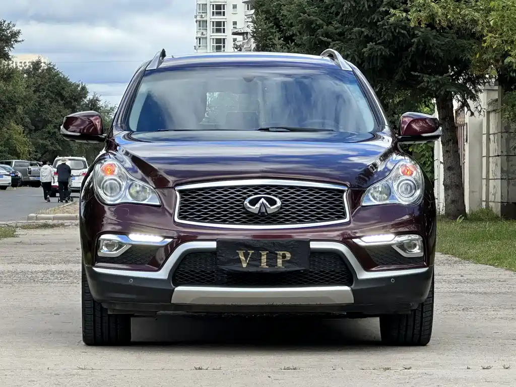 Infiniti QX50 2017 — фото 2