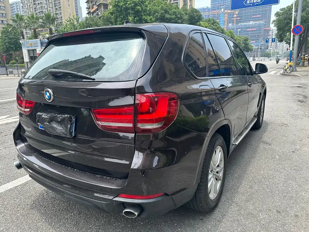 BMW X5 2017 — фото 8