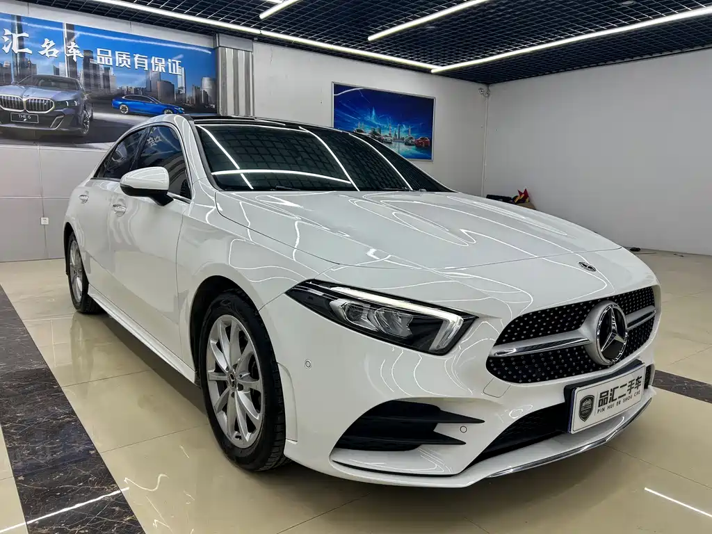 Mercedes-Benz A-Class 2019 — фото 3