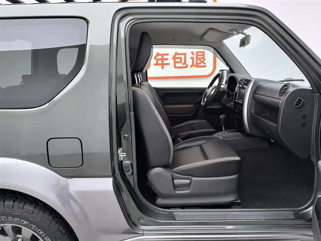 Suzuki Jimny 2018 — фото 23