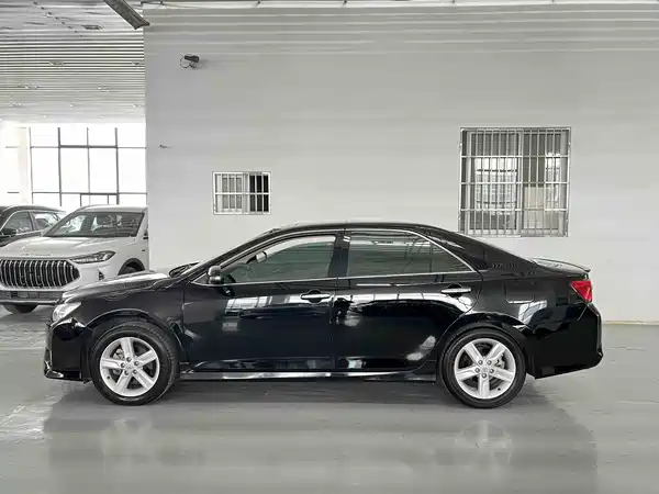 Toyota Camry 2013