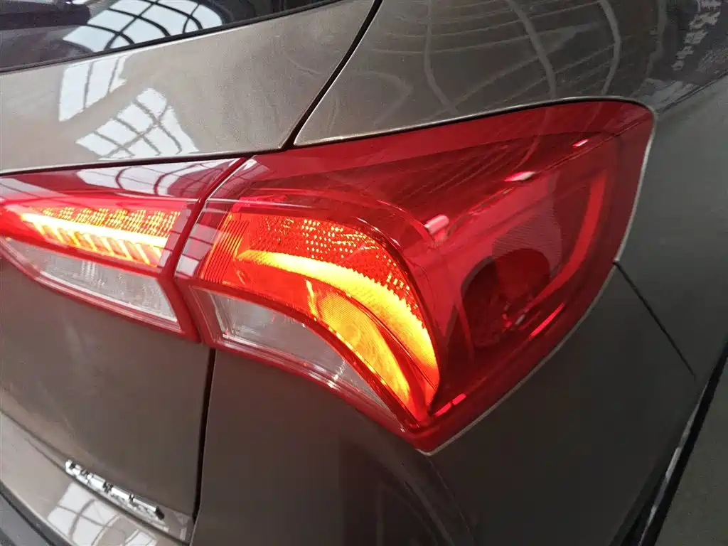 Buick Envision Plus 2019 — фото 8