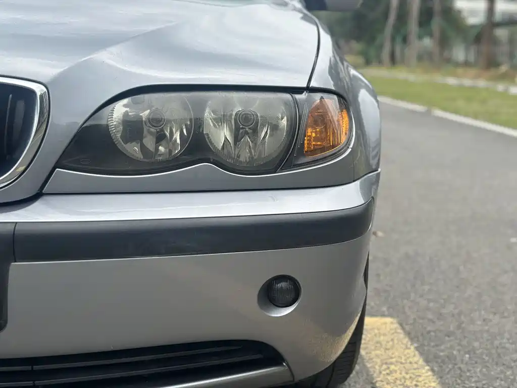 BMW 3 Series 2005