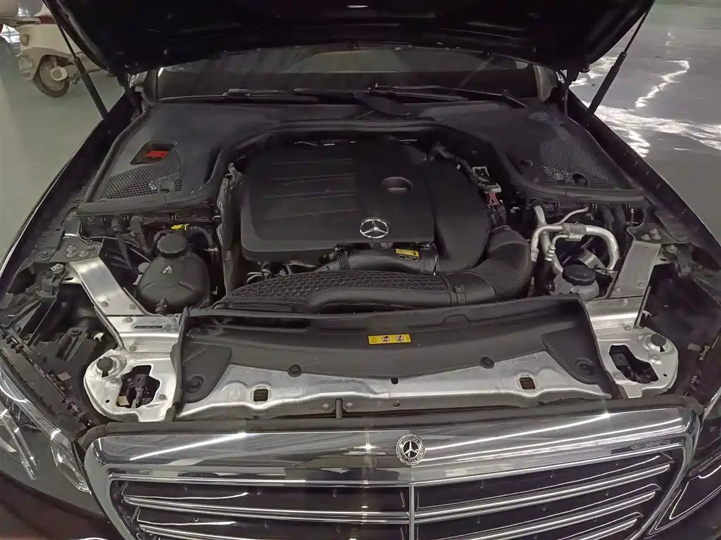 Mercedes-Benz E-Class 2020 — фото 10