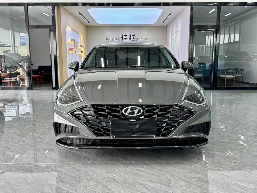 Hyundai Sonata 2022 — фото 2