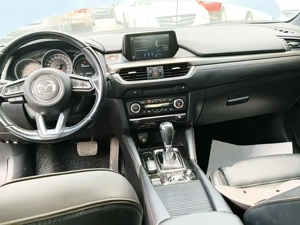 Mazda Atenza 2018 — фото 10