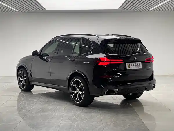 BMW X5 2024
