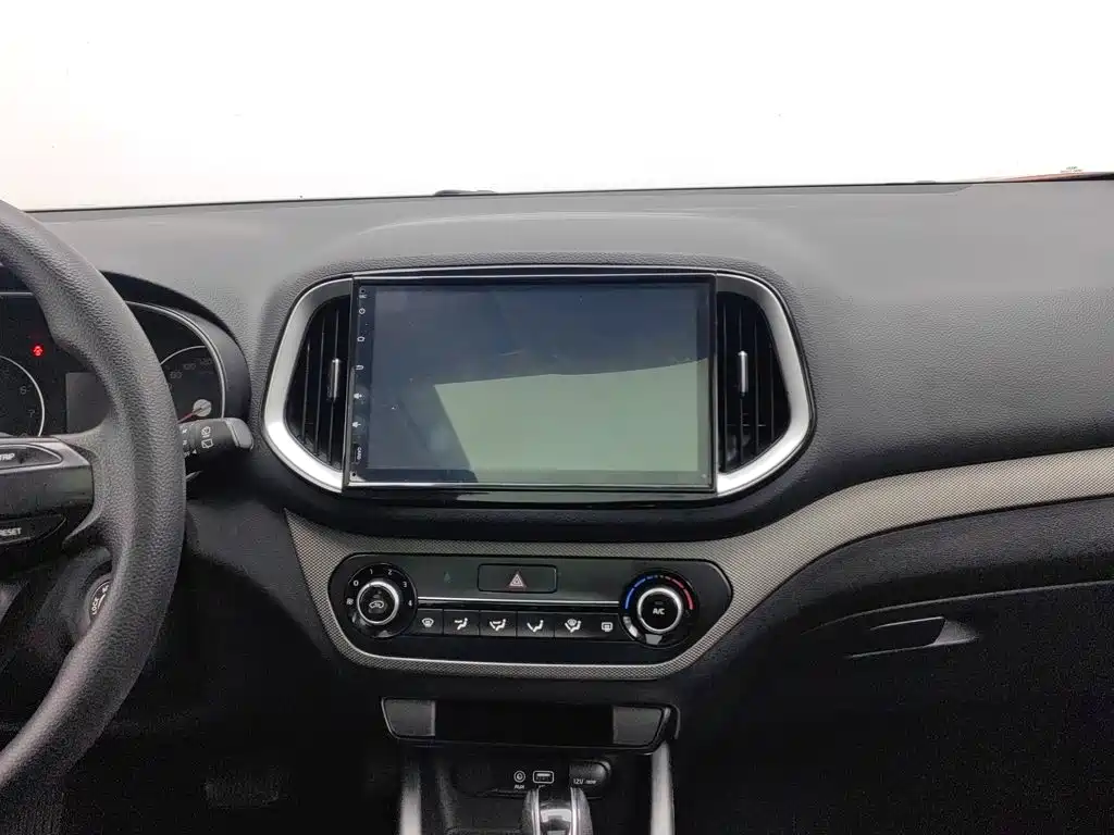 Kia KX3 2016 — фото 12