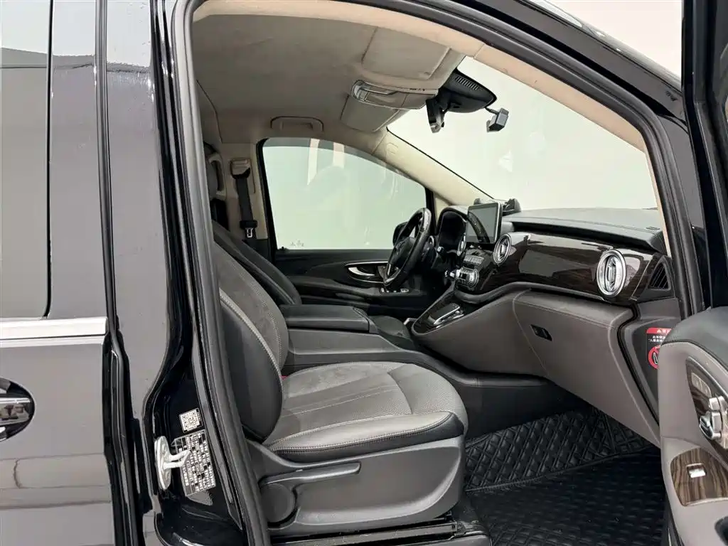 Mercedes-Benz Vito 2020 — фото 19