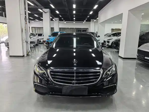 Mercedes-Benz E-Class 2020