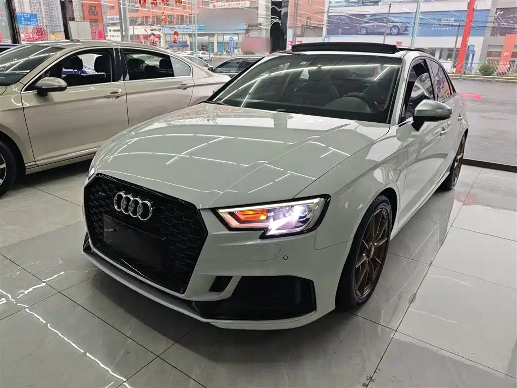 Audi A3 2021 — фото 2