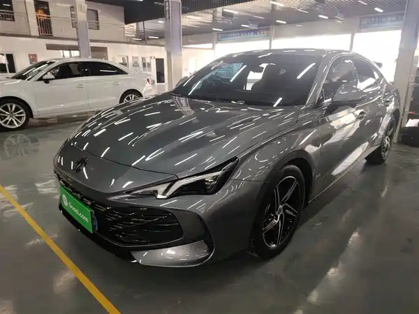 MG MG7 2023