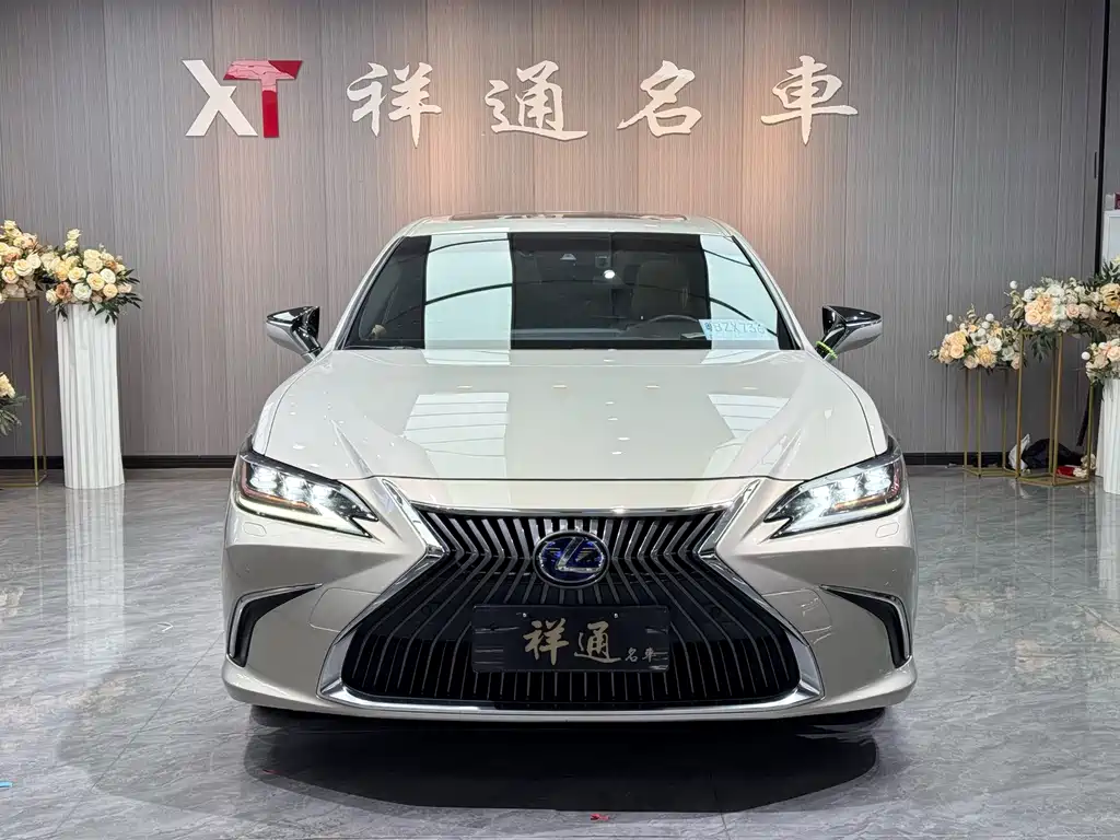 Lexus ES 2021 — фото 2