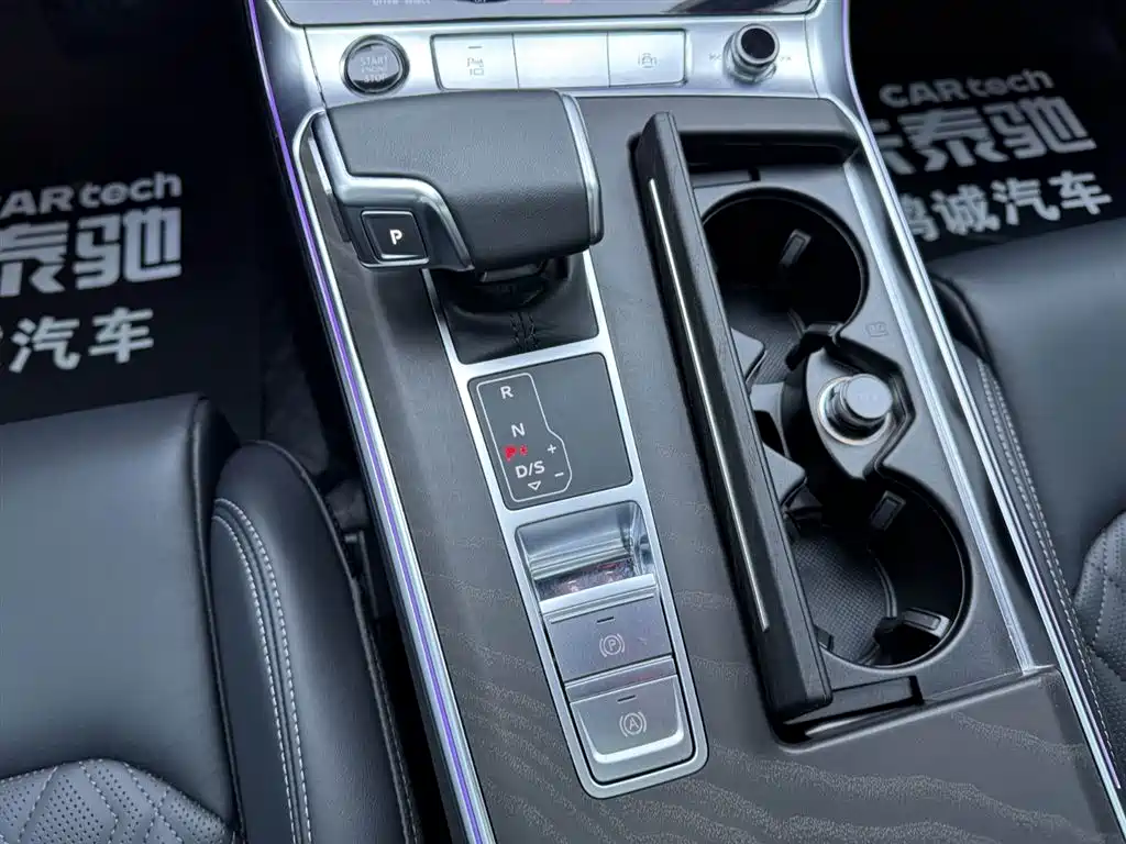 Audi A6L 2025 — фото 24