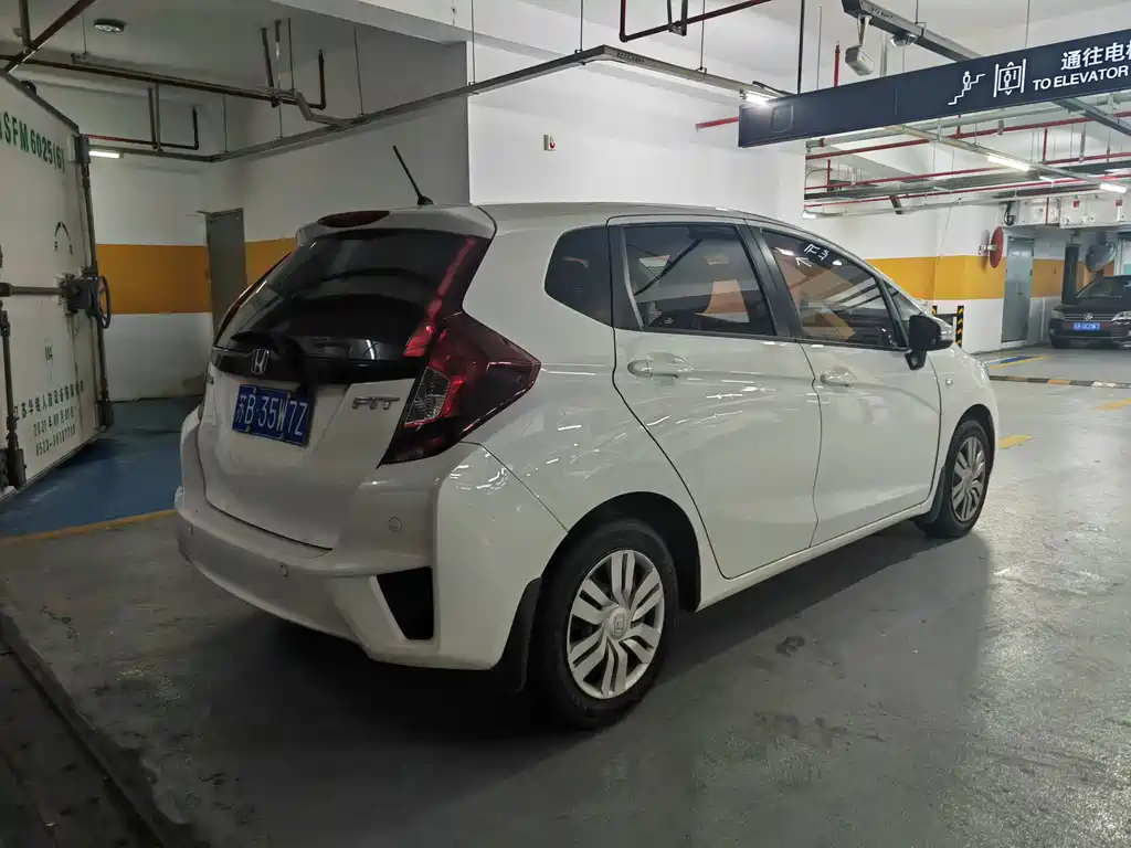 Honda Fit 2017 — фото 6