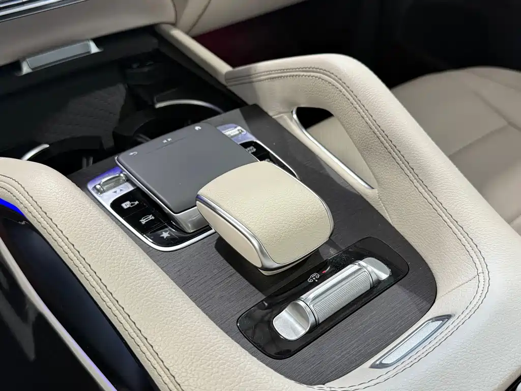 Mercedes-Benz GLE 2019 — фото 15