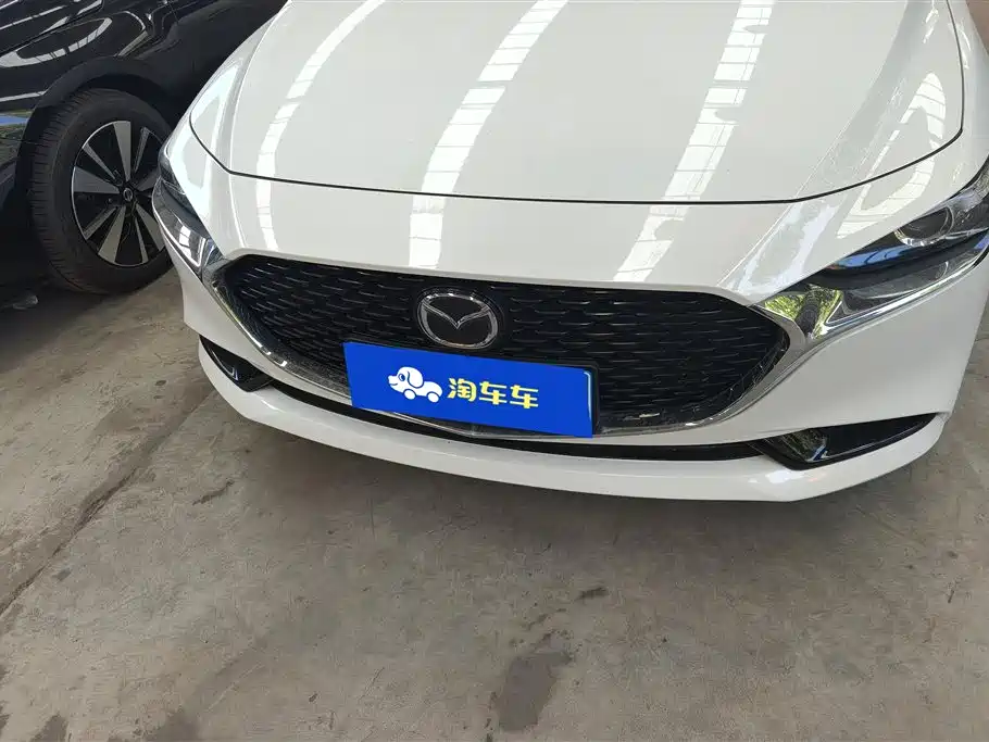 Mazda 3 Axela 2021