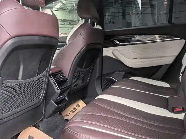 Geely Xingyue L 2021