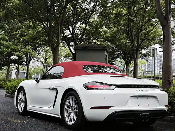 Porsche 718 2023