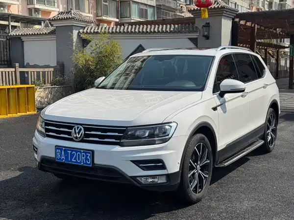 Volkswagen Tiguan L 2019