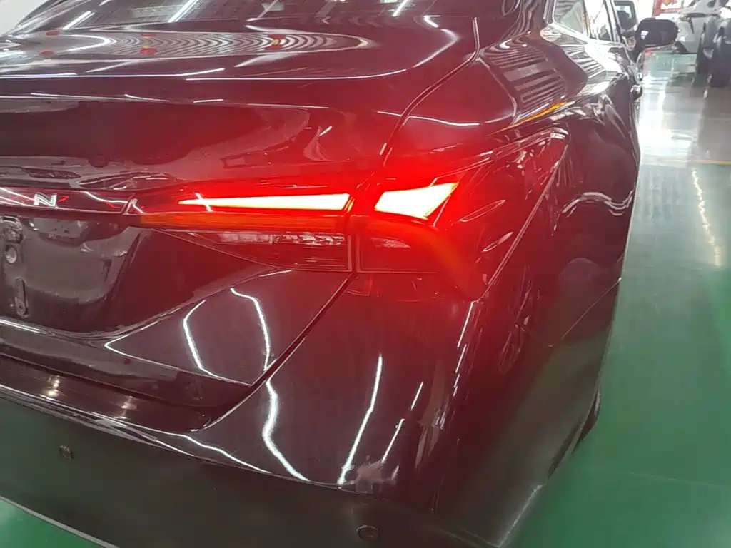Toyota Avalon 2022 — фото 8