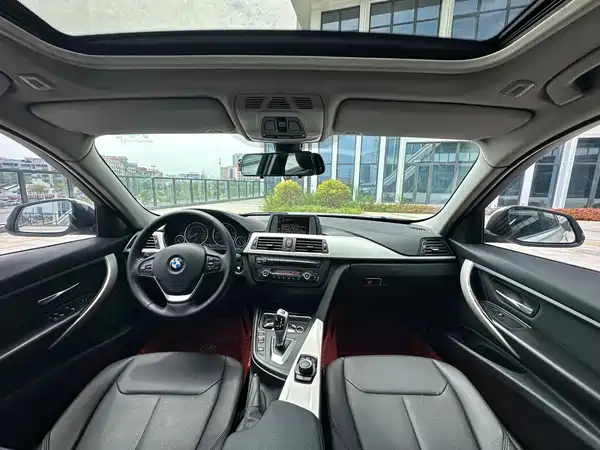 BMW 3 Series 2015