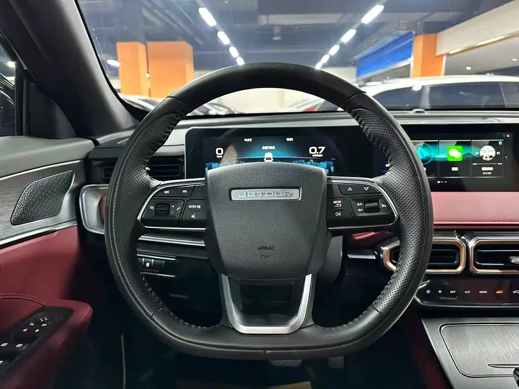 Jetour X70 PLUS 2025 — фото 11
