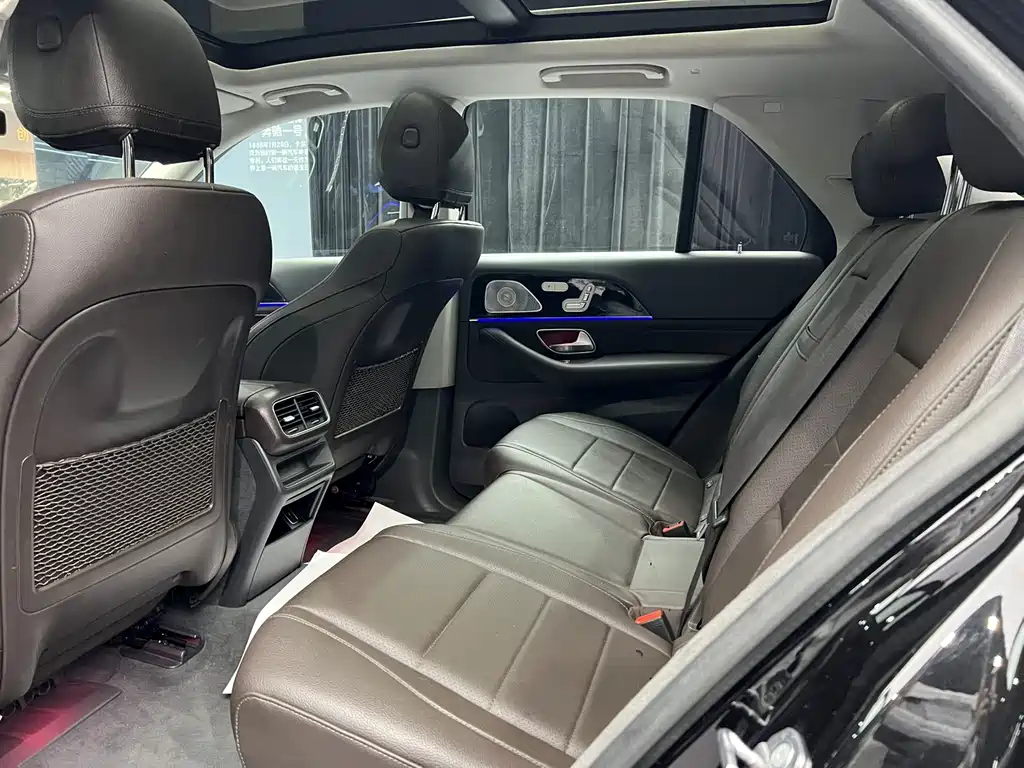 Mercedes-Benz GLE 2019 — фото 9