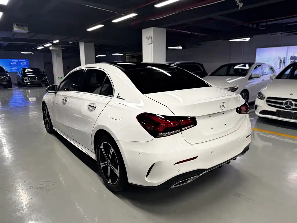 Mercedes-Benz A-Class 2022 — фото 7