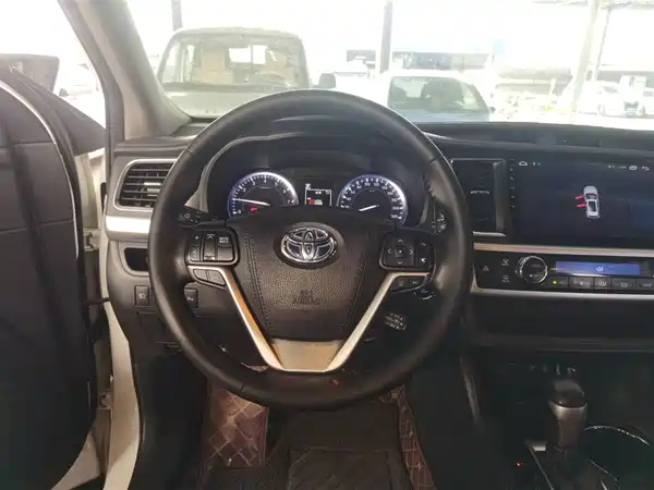 Toyota Highlander 2018