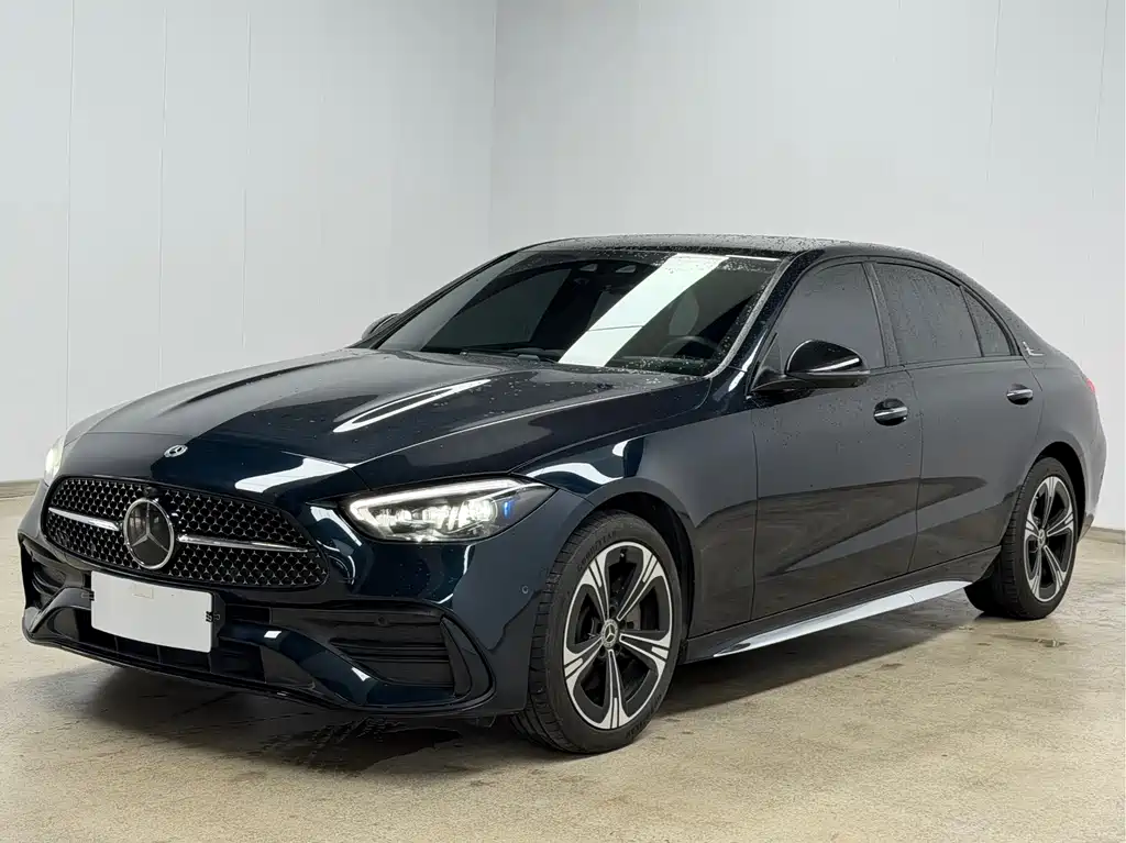 Mercedes-Benz C-Class 2021