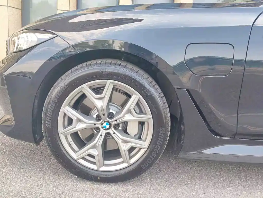 BMW i3 2025 — фото 6