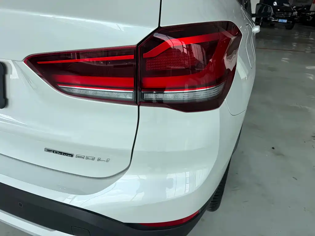BMW X1 2022 — фото 10