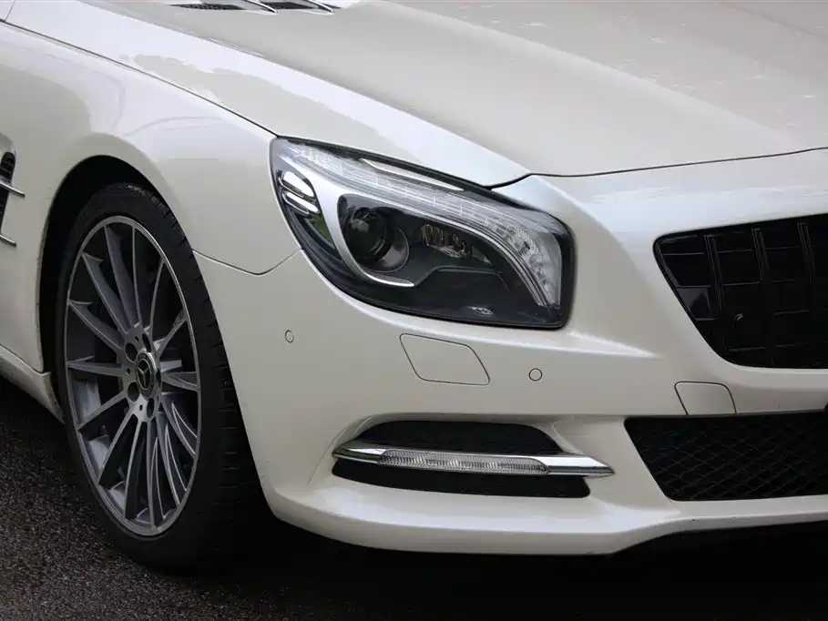 Mercedes-Benz SL-Class 2016 — фото 15