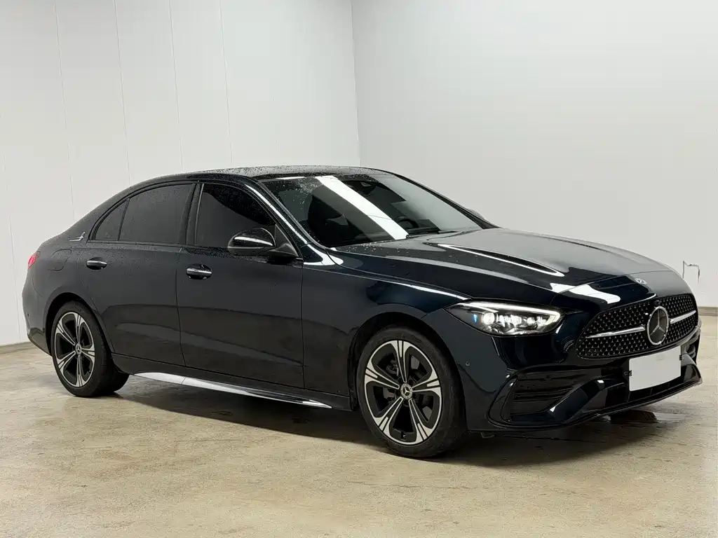 Mercedes-Benz C-Class 2021