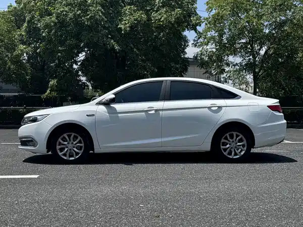 Geely Emgrand GL 2017