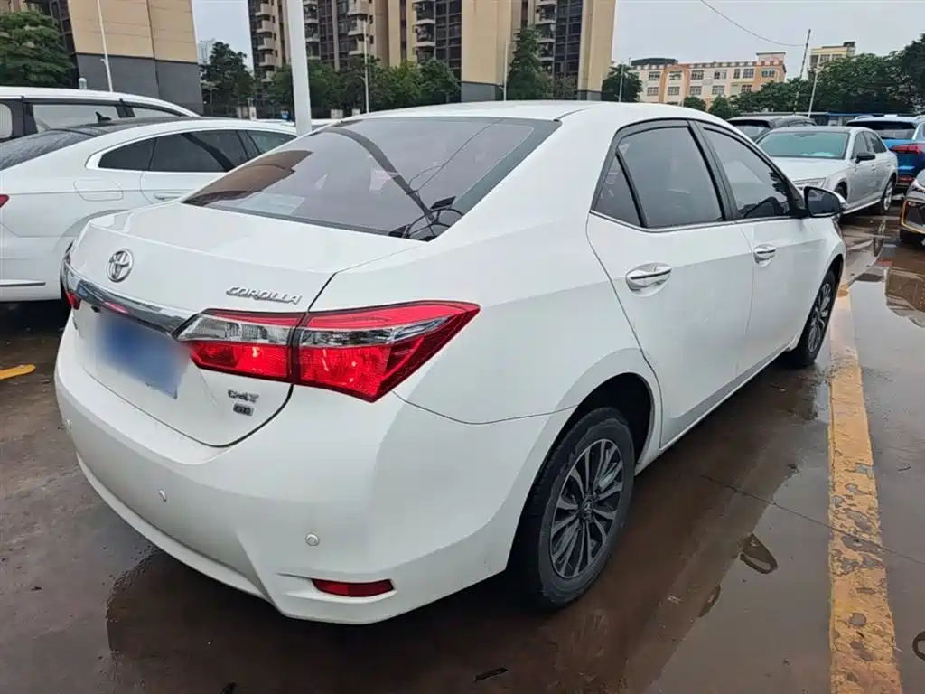 Toyota Corolla 2019 — фото 7