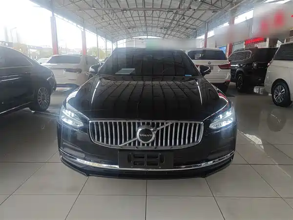 Volvo S90 2024