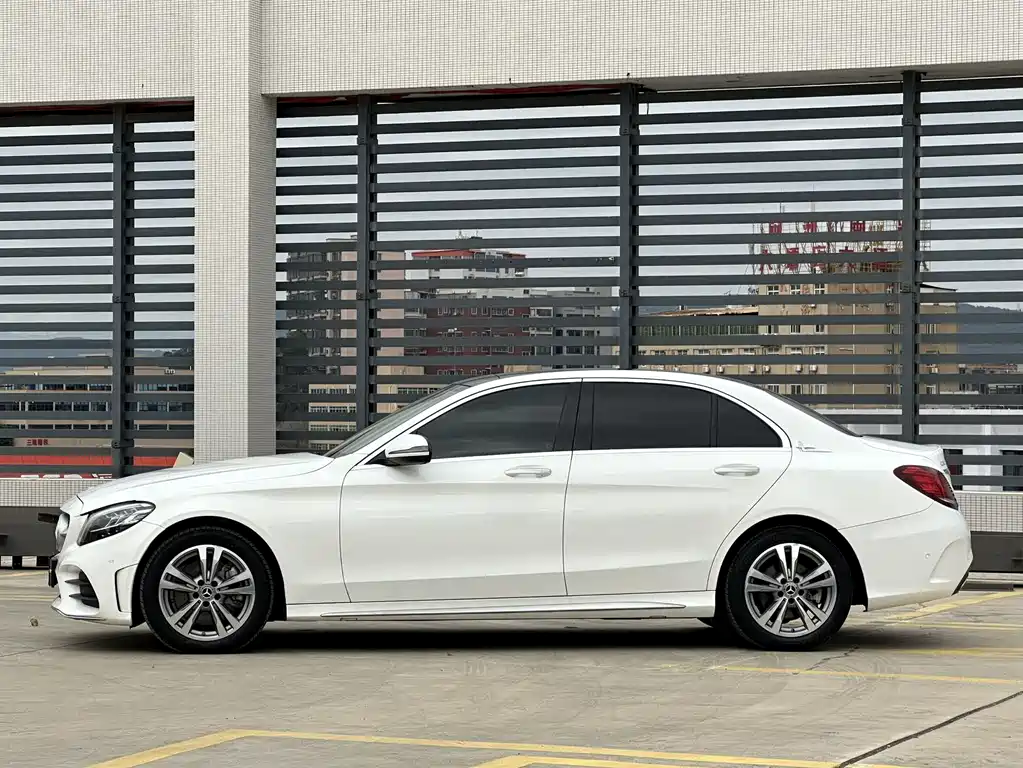 Mercedes-Benz C-Class 2021 — фото 8
