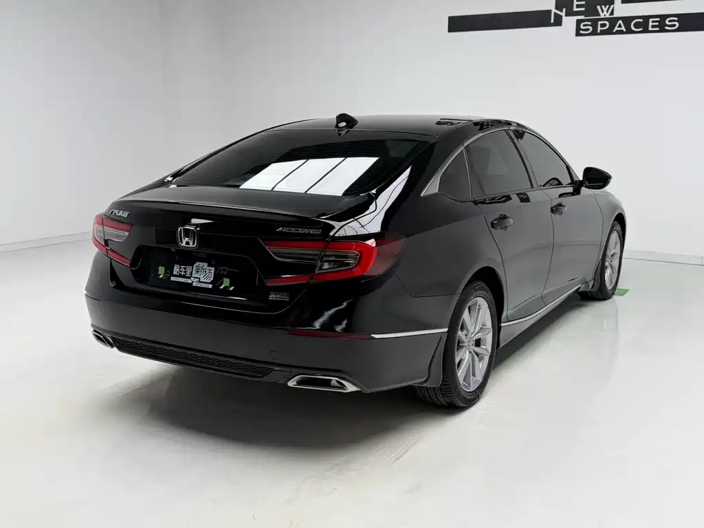 Honda Accord 2023 — фото 4