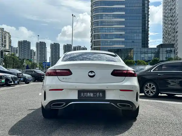 Mercedes-Benz E-Class 2021