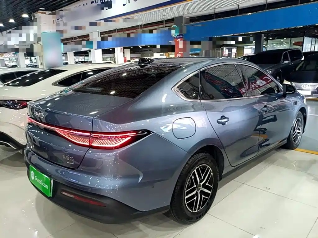 BYD Seal 05 DM-i 2025 — фото 7