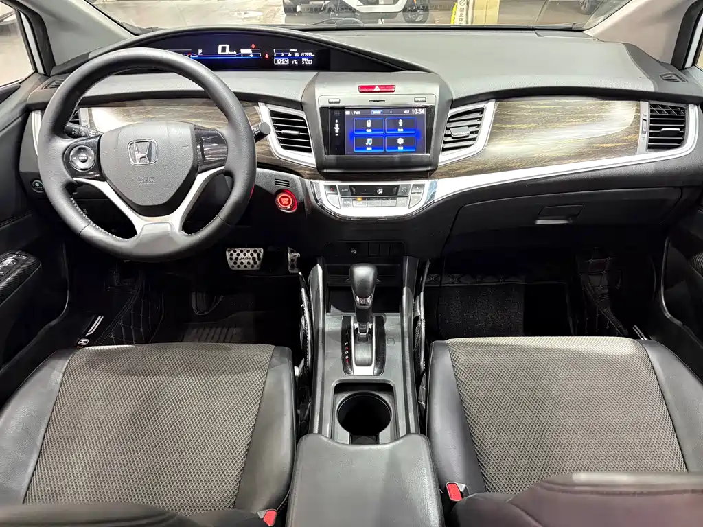Honda Jade 2018 — фото 19
