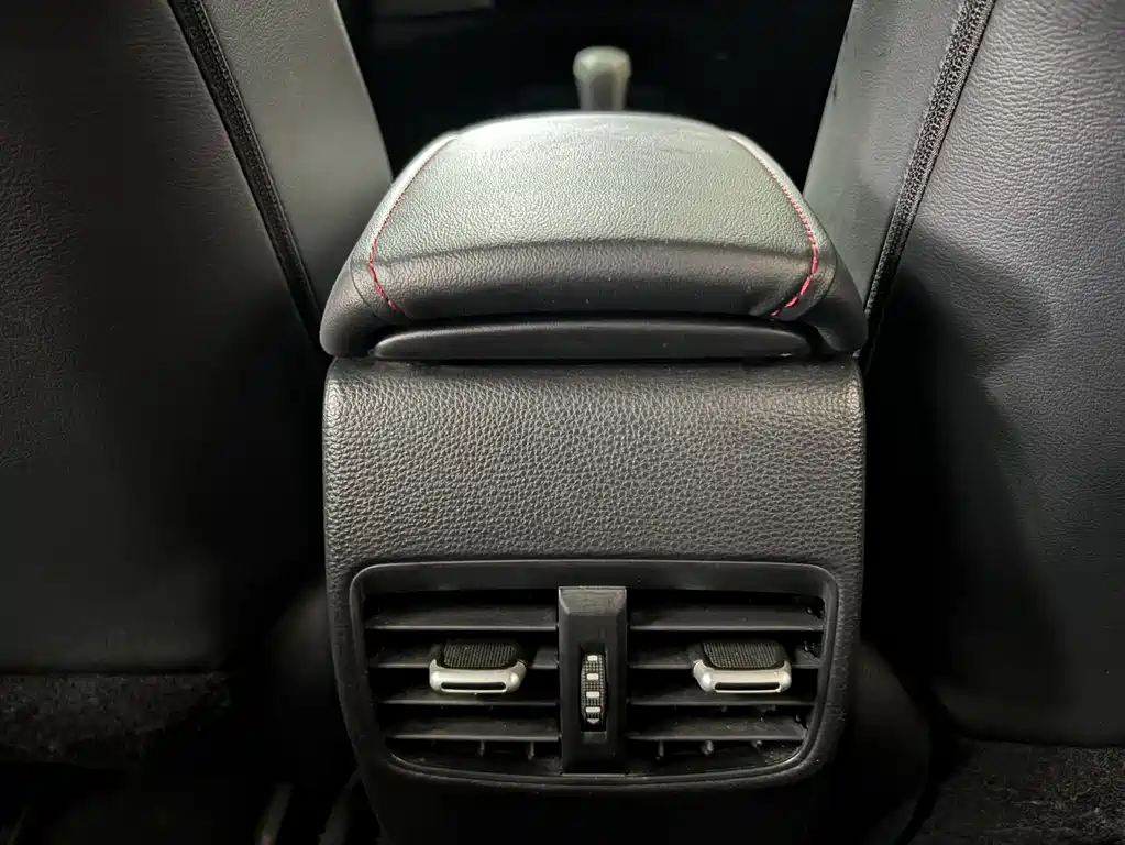 Toyota Levin 2023 — фото 17