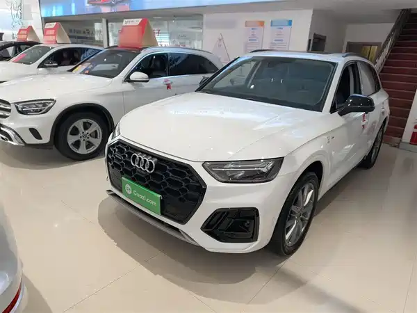 Audi Q5L 2022