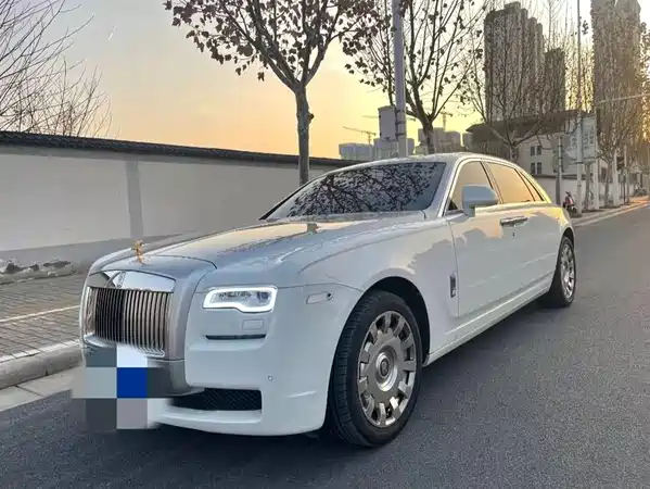 Rolls-Royce Ghost 2012