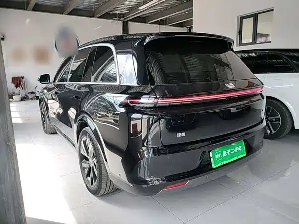 Li Auto L8 2024