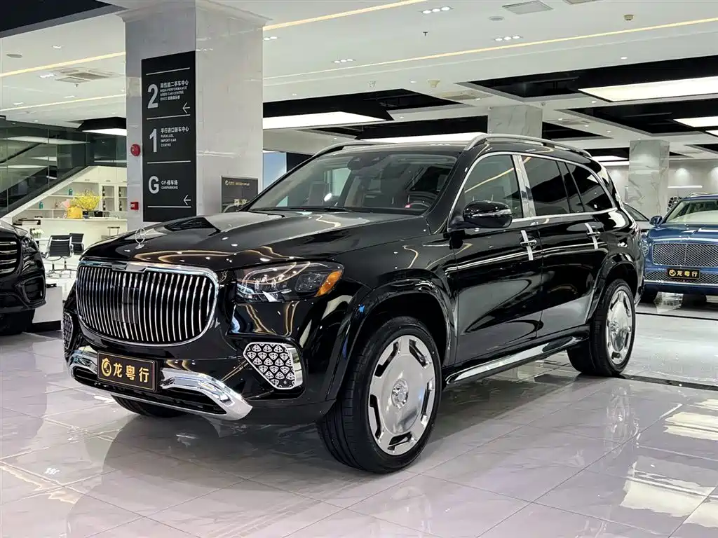 Mercedes-Benz GLS — фото 1