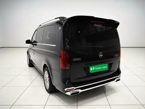Mercedes-Benz Vito 2023